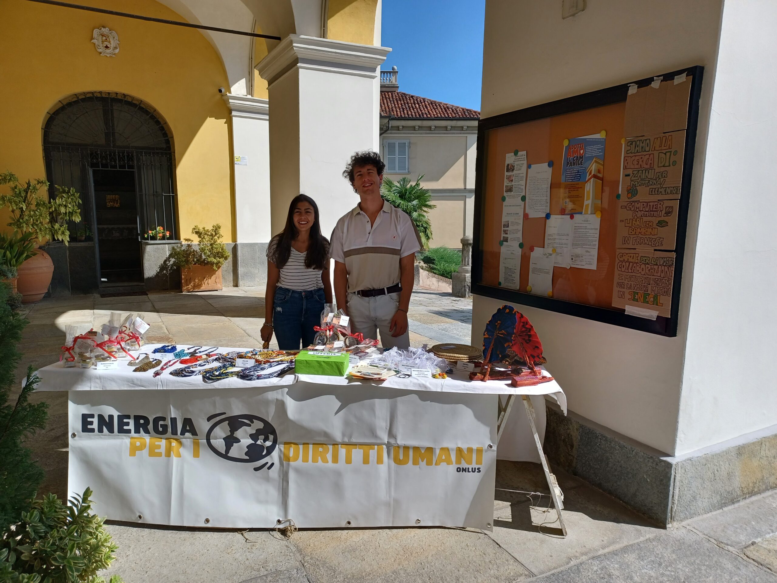 banchetto davanti alla chiesa di Pino Tse – 15 sett 2024